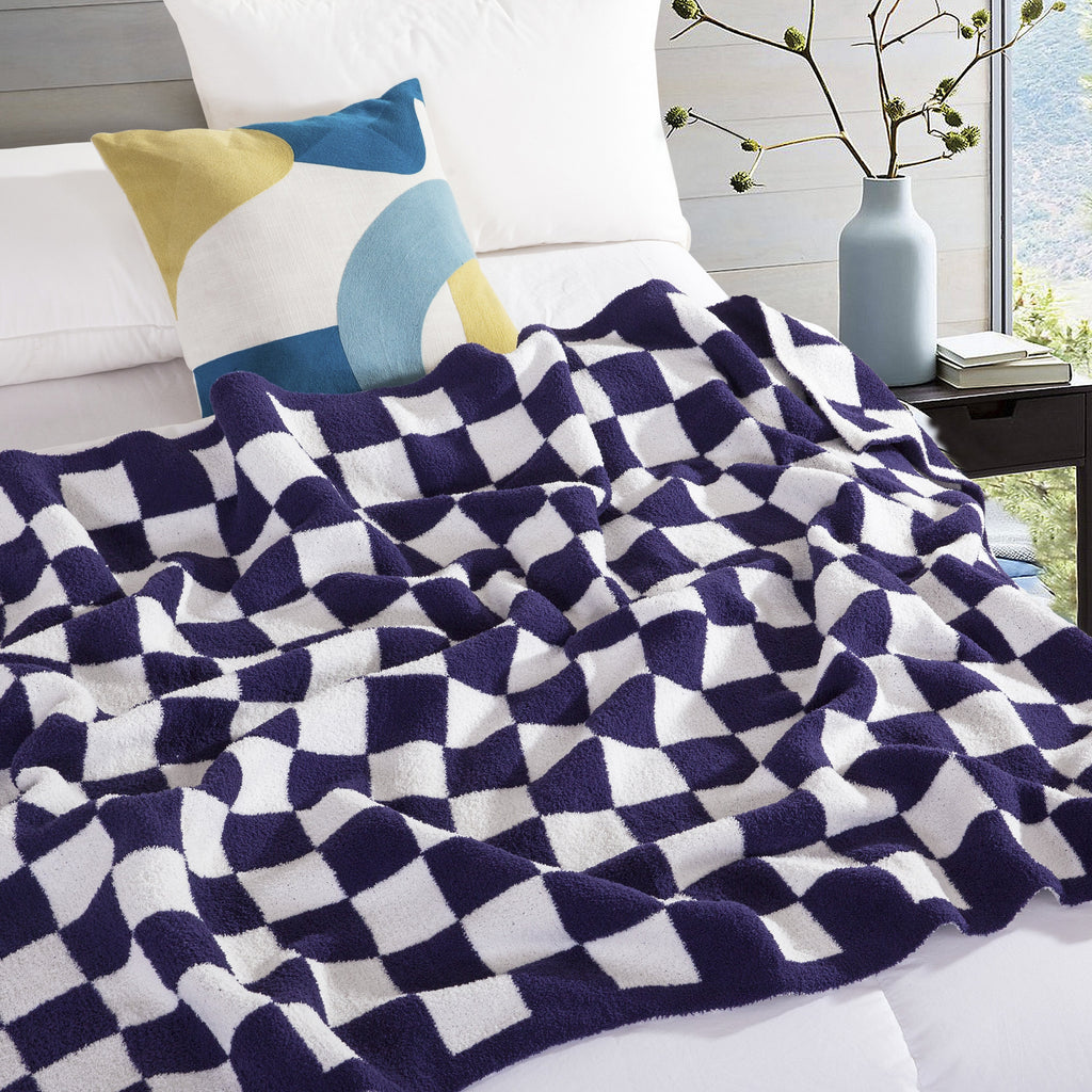 Elegant Comfort 50" x 70"  Ultra Soft Checkered Knitted Throw Blanket