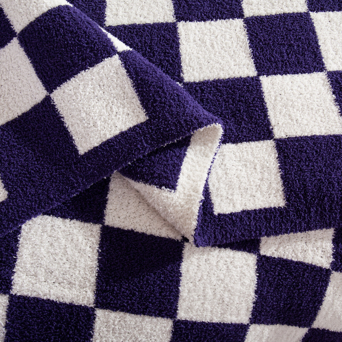 Elegant Comfort 50" x 70"  Ultra Soft Checkered Knitted Throw Blanket