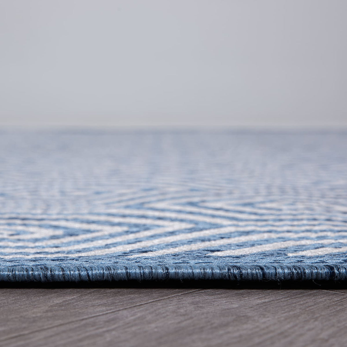 World Rug Gallery Palm Collection 5'x7'