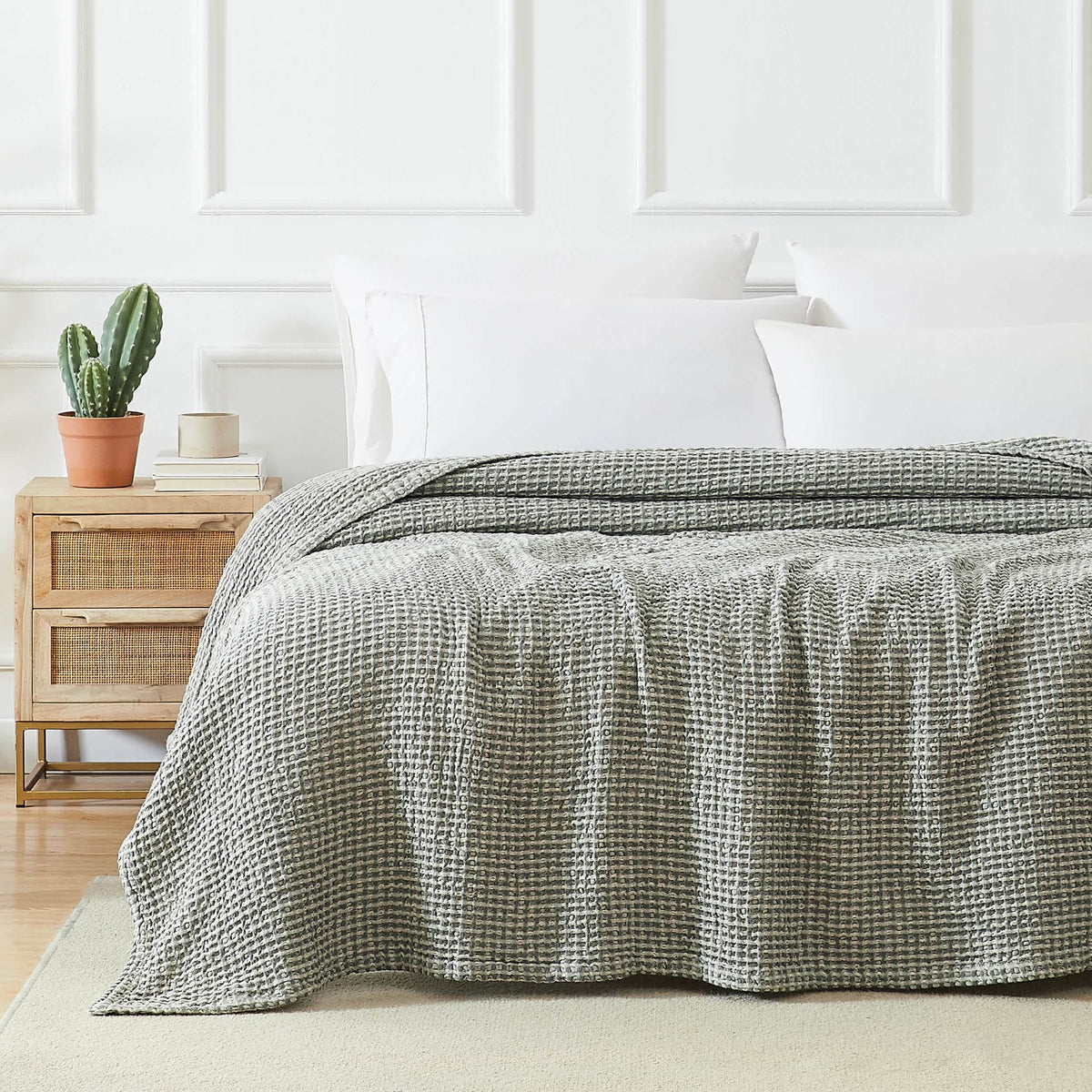 Southshore Fine Linens Tama Cotton Waffle Blankets and Throws