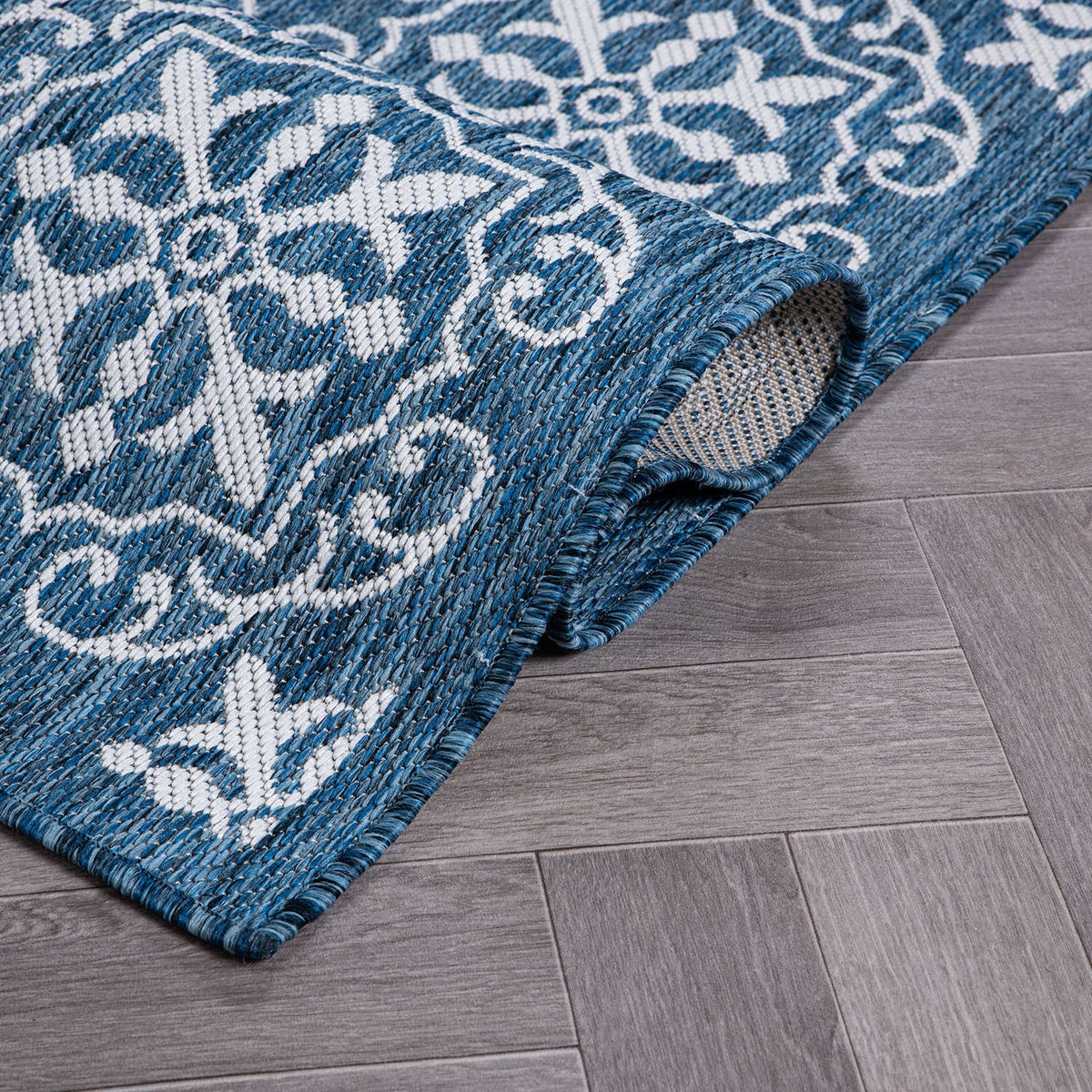 World Rug Gallery Palm Collection 5'x7'