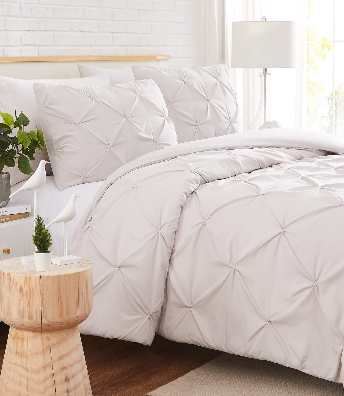 Southshore Fine Linens Pintuck Pinch Pleated Duvet Cover Set