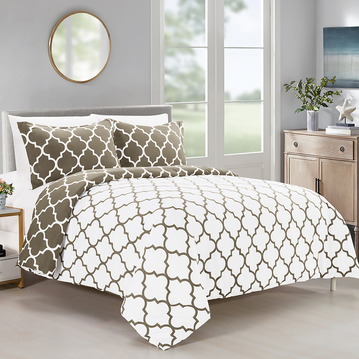 Elegant Comfort 3-Piece Moroccan Trellis Reversible Comforter Set