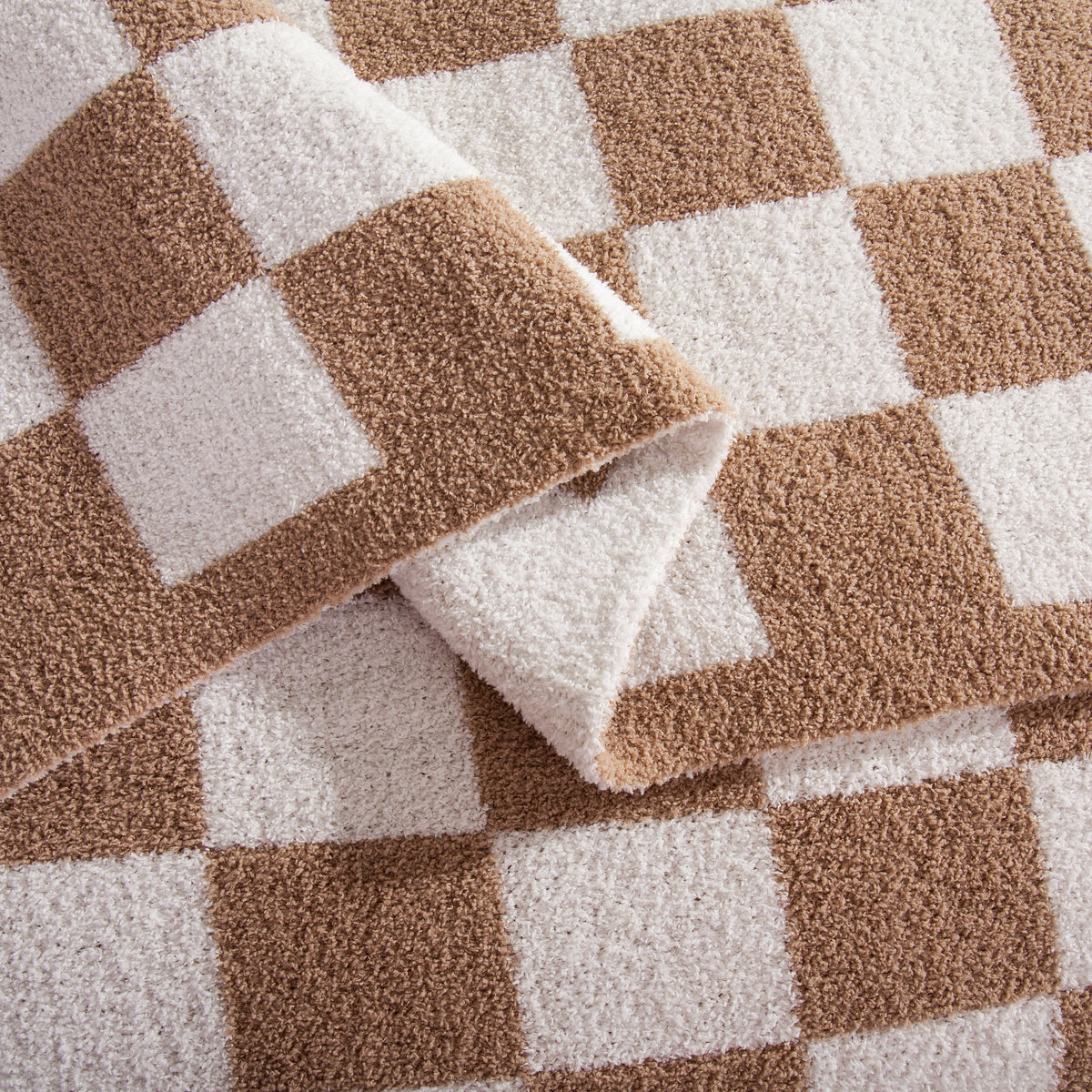 Elegant Comfort 50" x 70"  Ultra Soft Checkered Knitted Throw Blanket