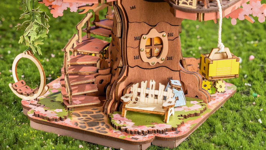 Robotime DIY Sakura Tree House Kit TGS04