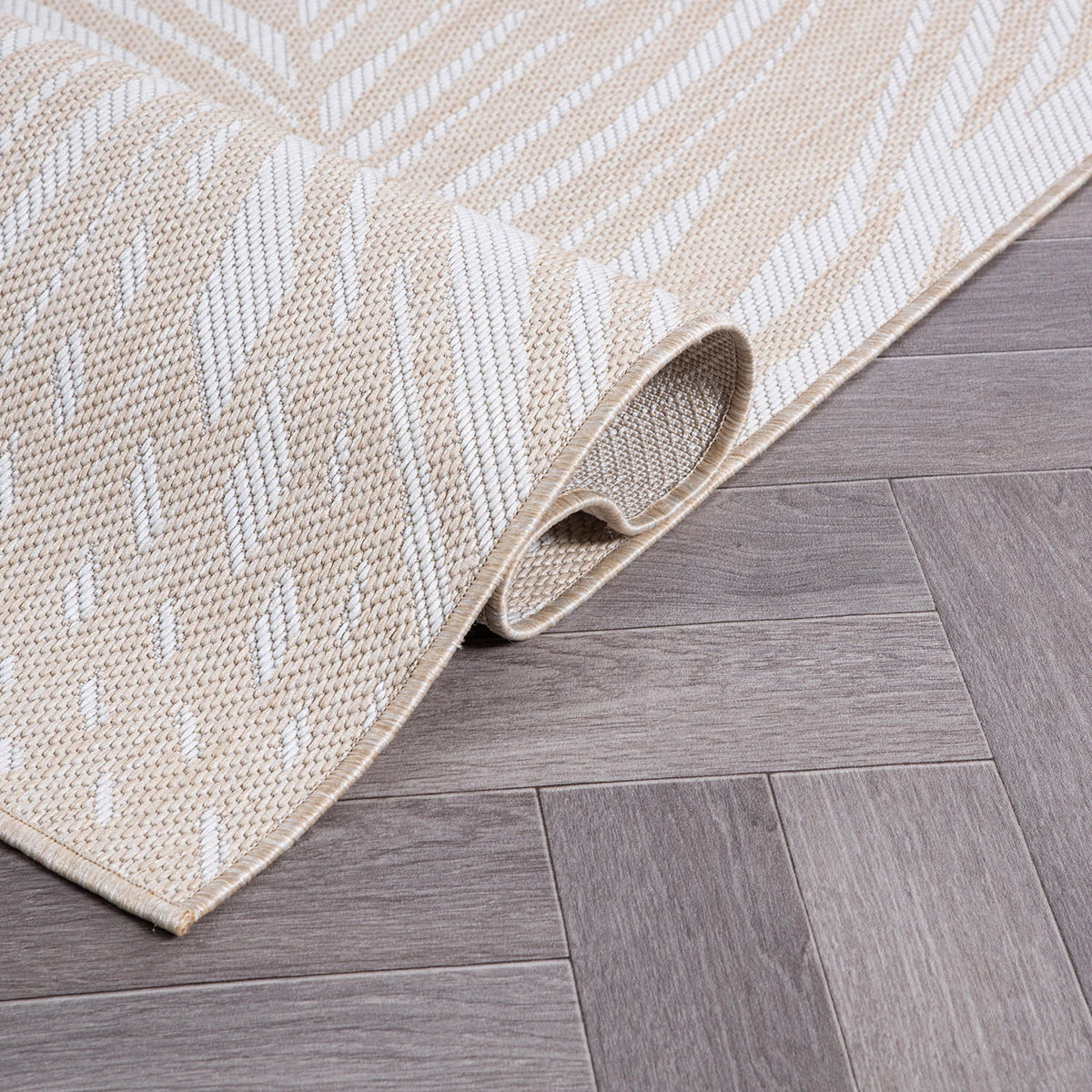 World Rug Gallery Palm Collection 5'x7'