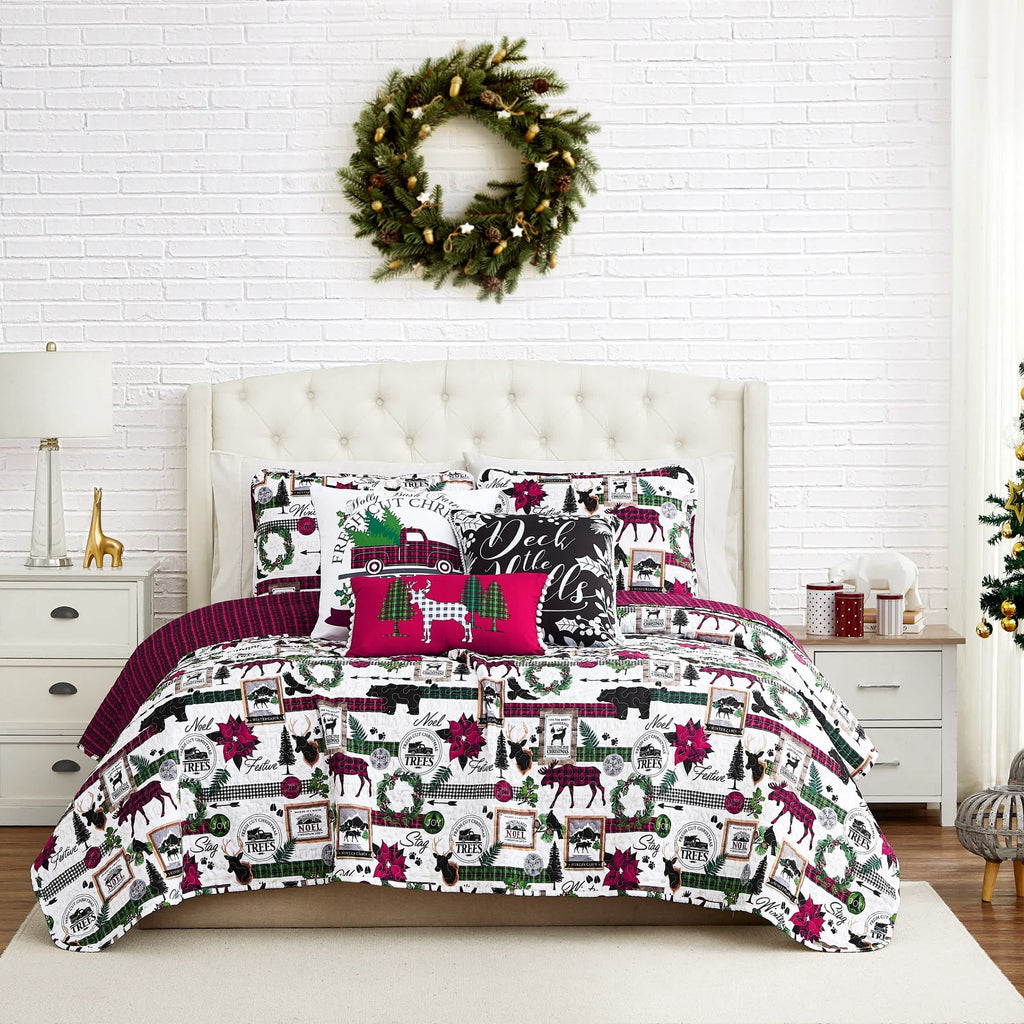 Southshore Fine Linens Merrytown Christmas Quilt Set