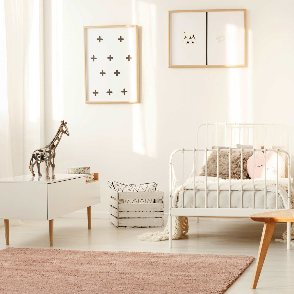 River of Goods Golden Giraffe Table Lamp