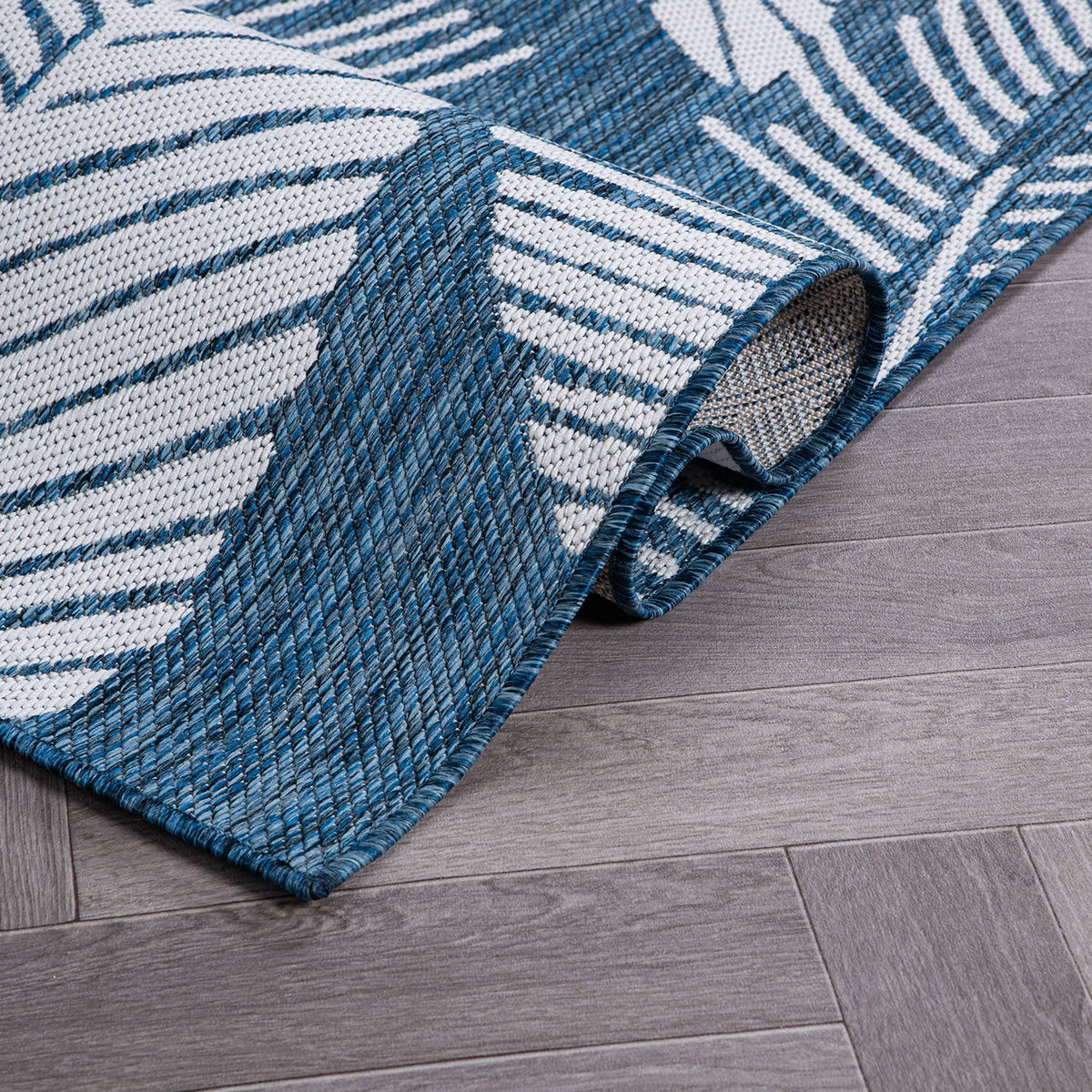 World Rug Gallery Palm Collection 7'10 x10'