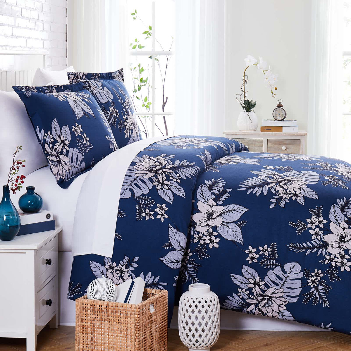 Southshore Fine Linens Flora 300 Thread-Count 100% Cotton Duvet Cover Set