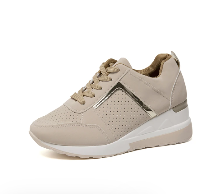 Women’s Closed Toe Lace Up Platform Sneakers