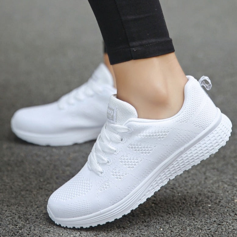 Women’s Lace-Up Low-Top Running Sneakers