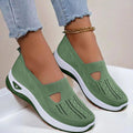 Women’s Low-Top Closed-Toe Slip-On Shoes