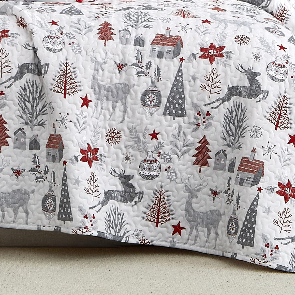 Southshore Fine Linens Holly Jolly Lane 6PC Quilt Set