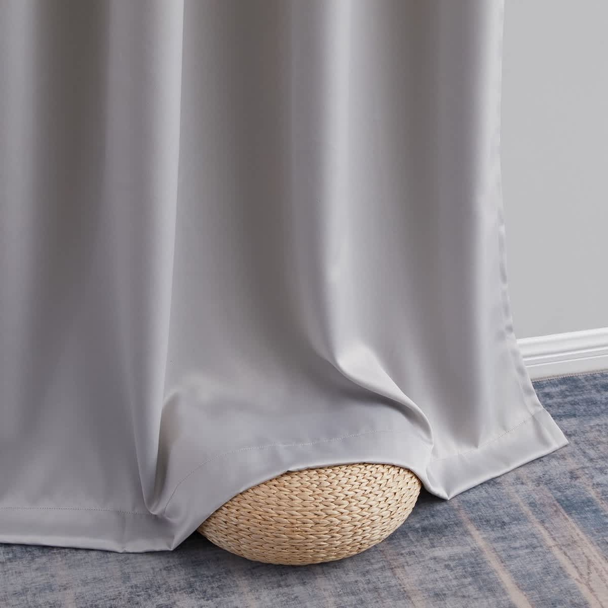 Thd Lawrence 100% Full Blackout Thermal Insulated Energy-Saving Grommet Curtain Panels (Set of 2)