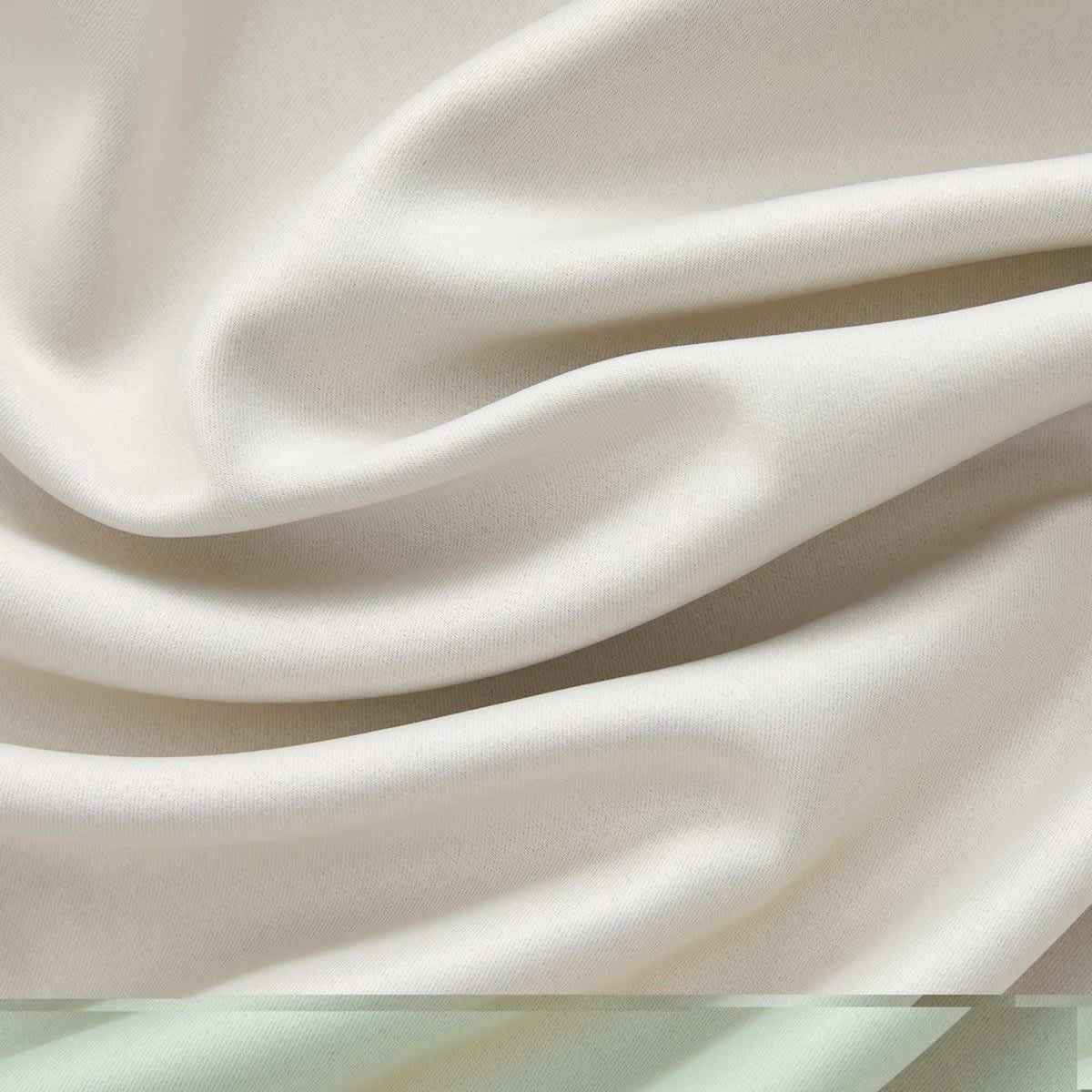 Thd Lawrence 100% Full Blackout Thermal Insulated Energy-Saving Grommet Curtain Panels (Set of 2)