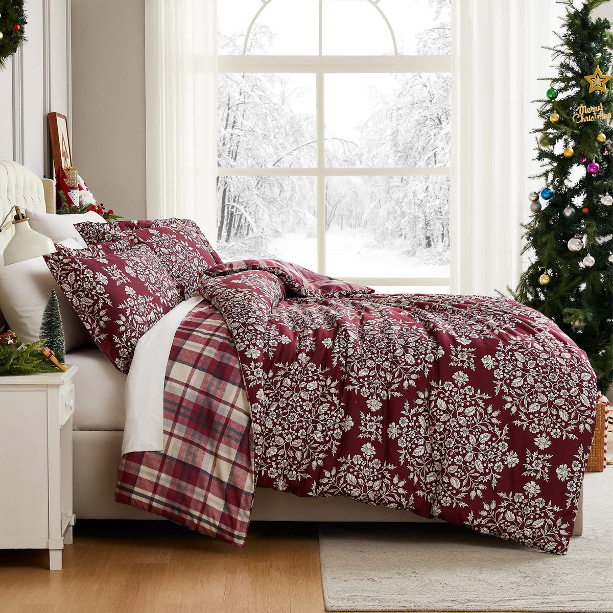 Southshore Fine Linens Christmas Carol Oversized Comforter Set